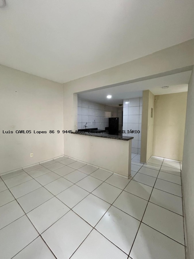 Apartamento à venda com 3 quartos, 77m² - Foto 4